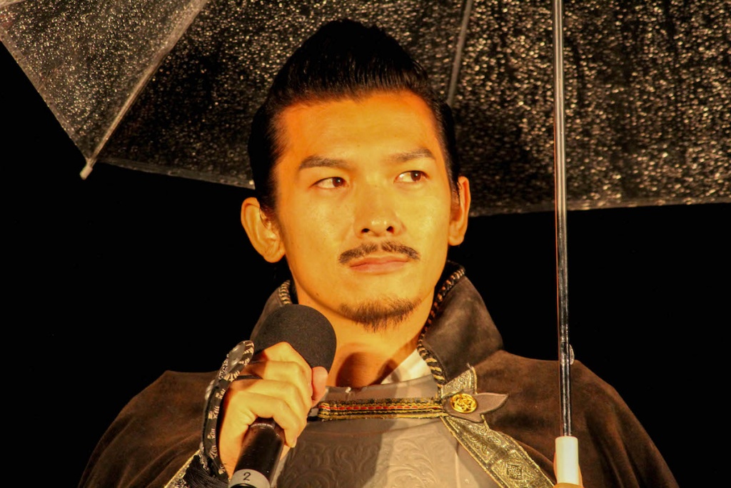 民を統治する指導者として、織田信長はダース・ベイダーに親近感を抱いているようだ