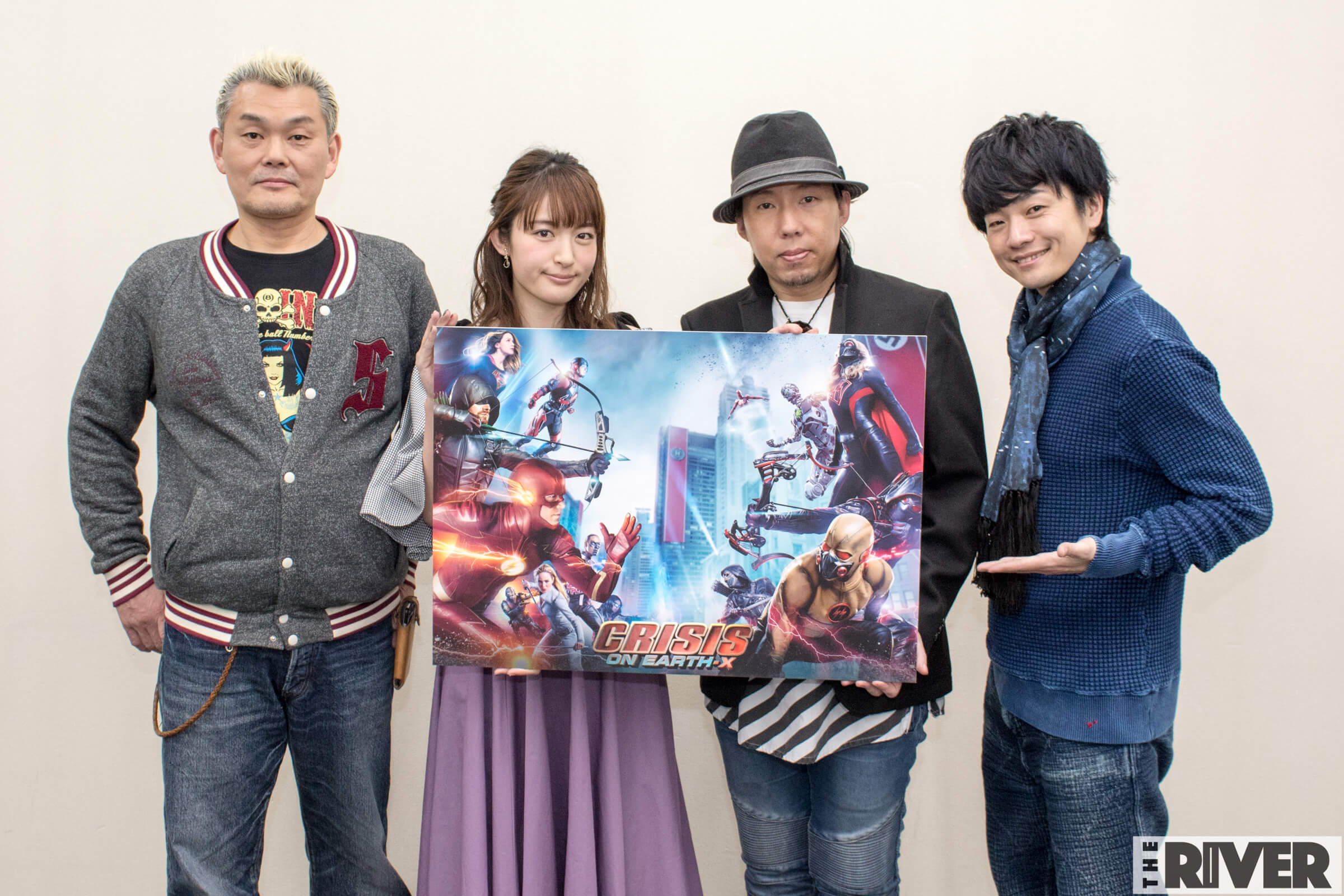 「クライシス・オン・アースX」「SUPERGIRL/スーパーガール」カーラ・ゾー=エル/スーパーガール役の小松未可子、「ARROW/アロー」オリバー・クイーン/グリーンアロー役の日野聡、「THE FLASH/フラッシュ」バリー・アレン/フラッシュ役の福山潤、「レジェンド・オブ・トゥモロー」ミック・ローイ/ ヒートウェーブ役の江川央生「クライシス・オン・アースX」「SUPERGIRL/スーパーガール」カーラ・ゾー=エル/スーパーガール役の小松未可子、「ARROW/アロー」オリバー・クイーン/グリーンアロー役の日野聡、「THE FLASH/フラッシュ」バリー・アレン/フラッシュ役の福山潤、「レジェンド・オブ・トゥモロー」ミック・ローイ/ ヒートウェーブ役の江川央生「クライシス・オン・アースX」「SUPERGIRL/スーパーガール」カーラ・ゾー=エル/スーパーガール役の小松未可子、「ARROW/アロー」オリバー・クイーン/グリーンアロー役の日野聡、「THE FLASH/フラッシュ」バリー・アレン/フラッシュ役の福山潤、「レジェンド・オブ・トゥモロー」ミック・ローイ/ ヒートウェーブ役の江川央生