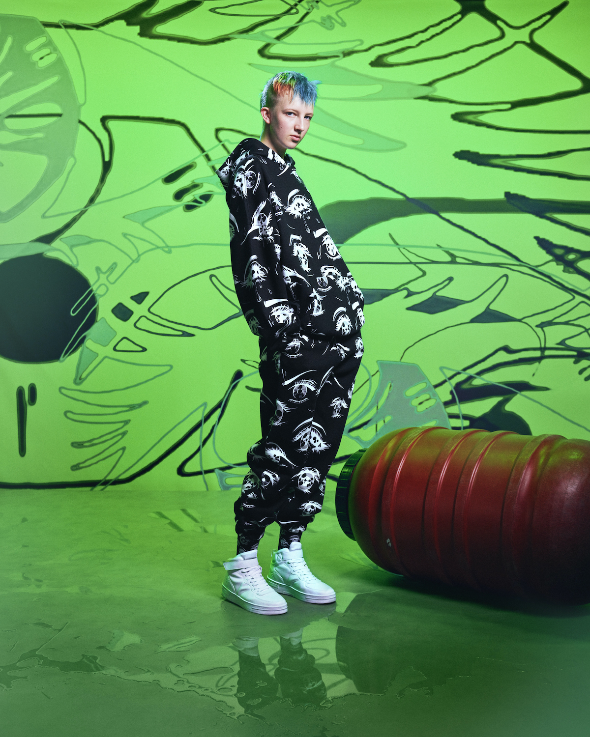 ビリー・アイリッシュとベルシュカ(Bershka)がコラボしたカプセルコレクション第2弾がグローバルで販売開始