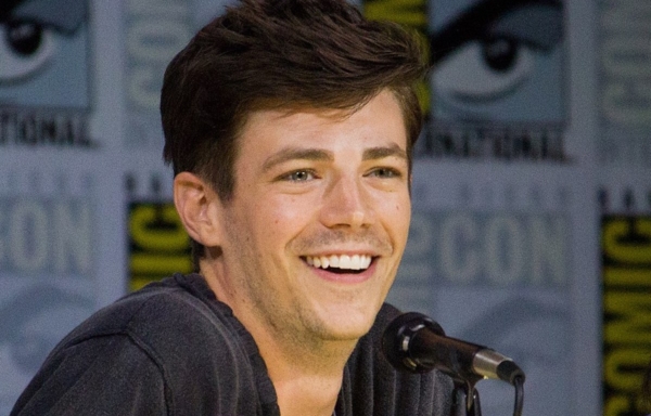 グラント・ガスティン Grant Gustin