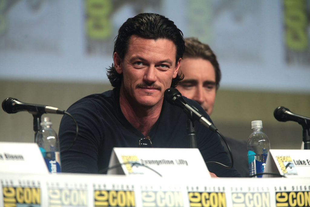 Luke Evans ルーク・エヴァンズ