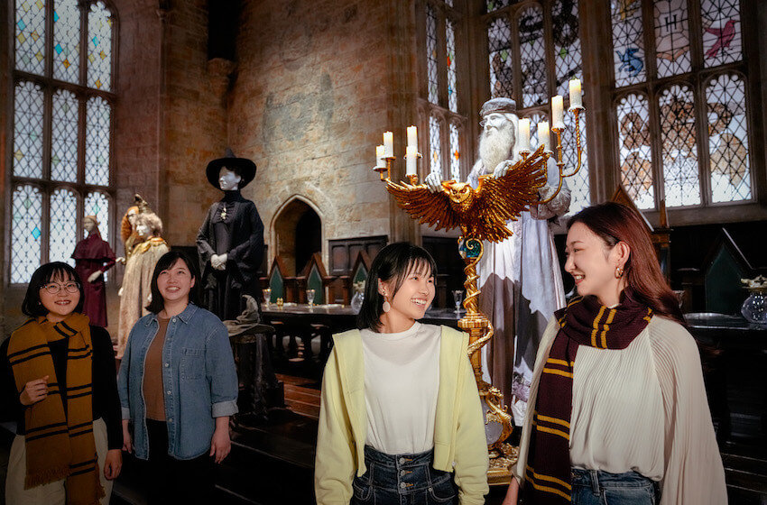 ホグワーツ魔法魔術学校「大広間」セット初公開
